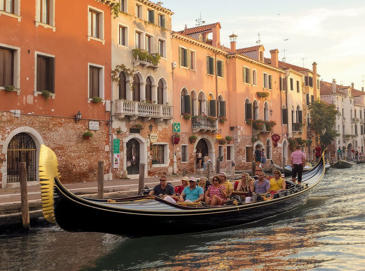 A venetói életérzés a vízen tükröződő kultúrában él.